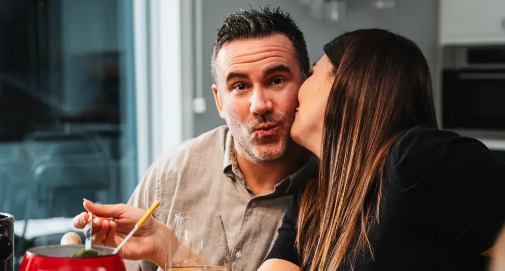 Scène de souper d'amoureux